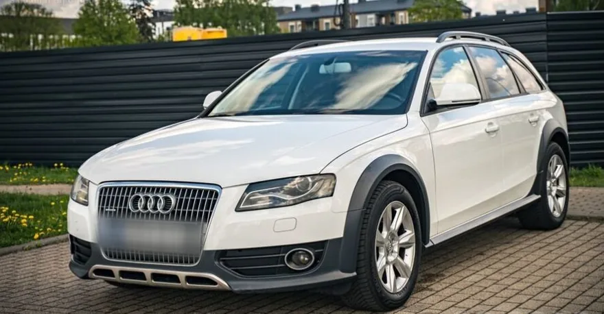 Audi A4 Allroad B8 (2009 to 2016), front