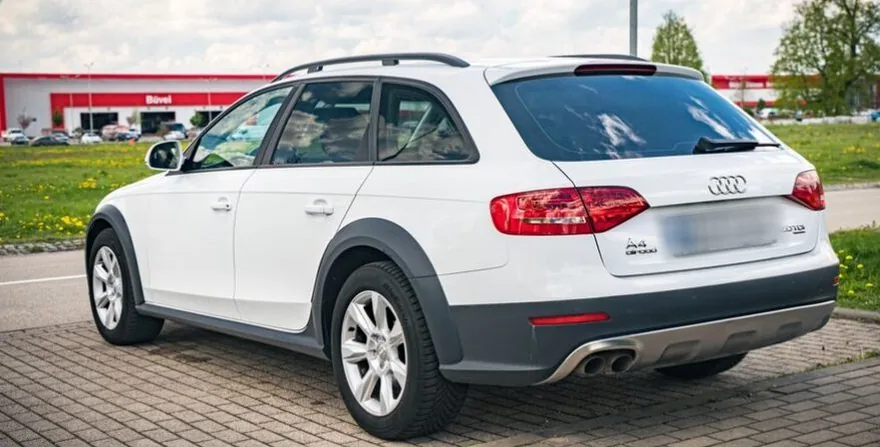 Audi A4 Allroad B8 (2009 to 2016), rear